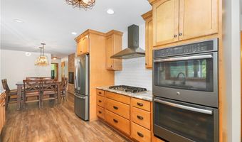 1501 Riffel Rd, Wooster, OH 44691