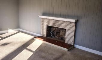 110 Walden Ln, Ararat, NC 27007