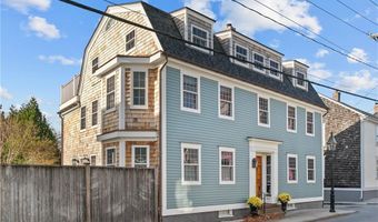 209 Spring St, Newport, RI 02840