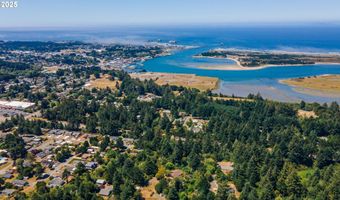 705 OHIO Ave NE, Bandon, OR 97411