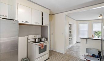 154 Madison St, Auburn, ME 04210