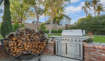 1618 Alapat Dr, Escondido, CA 92027