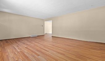 1636 S DRISCOLL St, Appleton, WI 54914