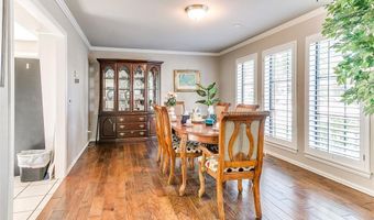 8101 Brownsville Ln, Bethany, OK 73008