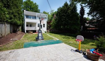 4826 BUTTERWORTH Pl NW, Washington, DC 20016