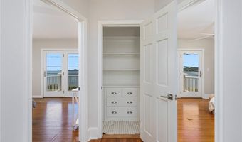 46 Esplanade, Middletown, RI 02842
