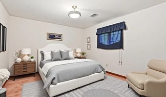 725 N 8th Ave, Addison, IL 60101