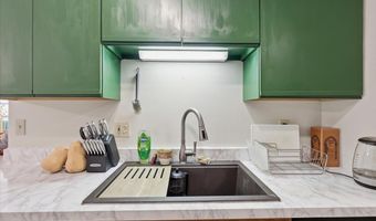 265 Hildred Dr, Burlington, VT 05401