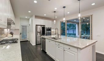 3035 Starry Night Dr, Escondido, CA 92029