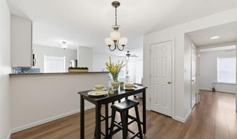 9719 Crayford Dr D, Affton, MO 63123