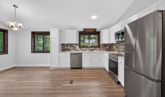 213 MORRIE Dr, Basye, VA 22810