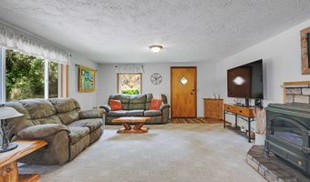 25465 S BEAVERCREEK Rd, Beavercreek, OR 97004