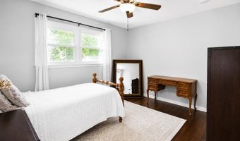 469 East Rd, Belford, NJ 07718
