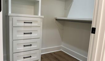 5067 Nebraska St, Bay St. Louis, MS 39520