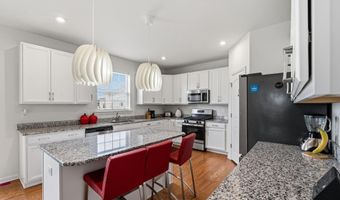 30 CHARLESTON Cir, Dover, DE 19904