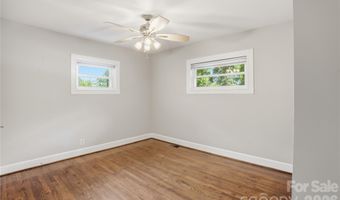 25 Ridenhour Ct SE, Concord, NC 28205