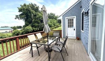20 Morrison Ave, Middletown, RI 02842