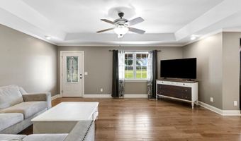 1526 Needmore Rd, Albertville, AL 35950