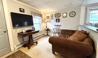 302 State St, Bristol, RI 02809