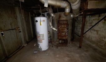 2701 Viewland St, Alton, IL 62002