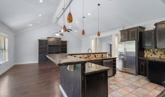 4051 Whitney Ln, Benton, AR 72019