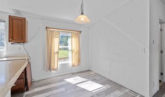 5824 Haddon Ln, Anacortes, WA 98221