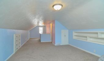 816 E HARRISON St, Appleton, WI 54915