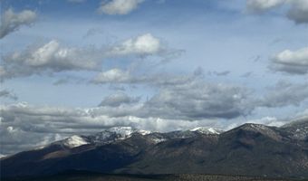 Tierra de los Rios Subdivision lot 13, Arroyo Hondo, NM 87514