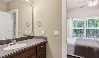 125 Ledges Trl, Alexander City, AL 35010