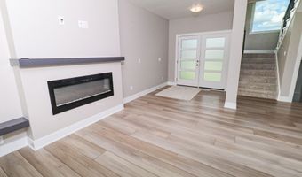 5820 Allerton Dr, Ames, IA 50014