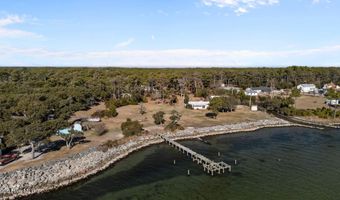 620 Seashore Dr, Atlantic, NC 28511