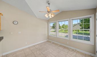 2821 Buckingham Ct, Ames, IA 50010