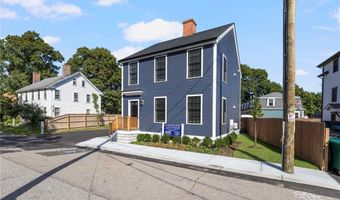 32 Exchange St A1, East Greenwich, RI 02818