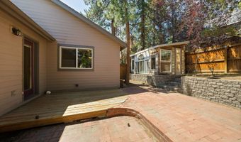 2152 NW Torrey Pines Dr, Bend, OR 97703