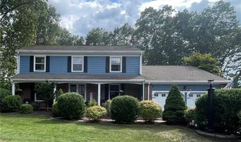 8 Winterberry Dr, Coventry, RI 02816