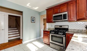 26 Dover Ave, East Providence, RI 02914