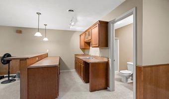 852 Stone Creek Blvd, Ashland, OH 44805