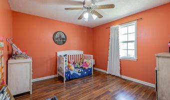 182 Woodbine Dr, Benton, TN 37307