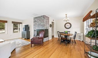 366 Maple Ave, Old Saybrook, CT 06475