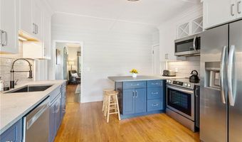 7 Prospect Ave, Narragansett, RI 02882