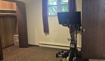 7930 Rolling Hills Dr, Athens, OH 45701