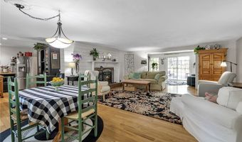 75 Jordan Rd, Amherst, NY 14221