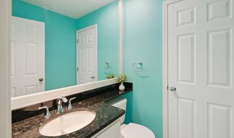 4274 Hillside Dr, Ann Arbor, MI 48105