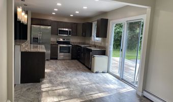 23 Lisa Dr, Barre, VT 05641