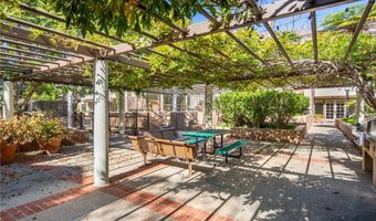 2571 Plaza Del Amo 107, Torrance, CA 90503
