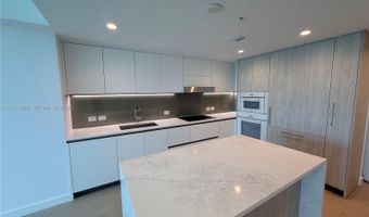 9221 E Bay Harbor Dr 307, Bay Harbor Islands, FL 33154