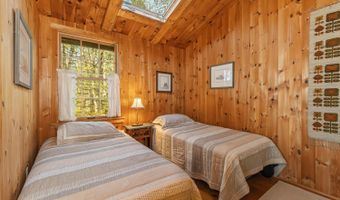 305 Bay View Dr, Bar Harbor, ME 04609