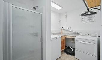 1208 7th St NW, Altoona, IA 50009