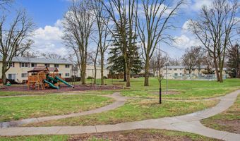 703 Meadow Pl, Ames, IA 50010