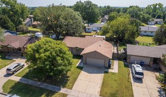 5635 E 39th St N, Bel Aire, KS 67220